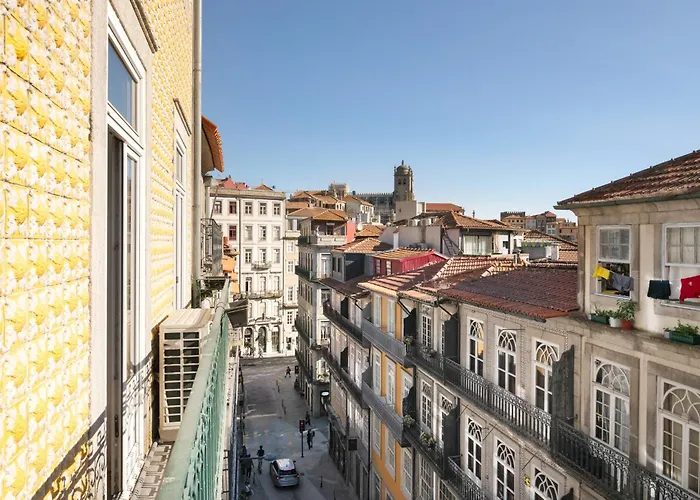 Cardosas Block Luxury *