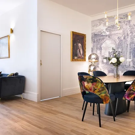 Cardosas Block Luxury