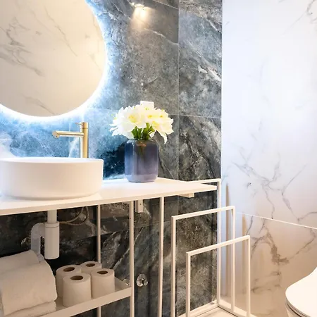 Cardosas Block Luxury *