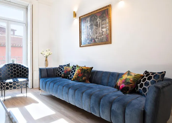 Cardosas Block Luxury