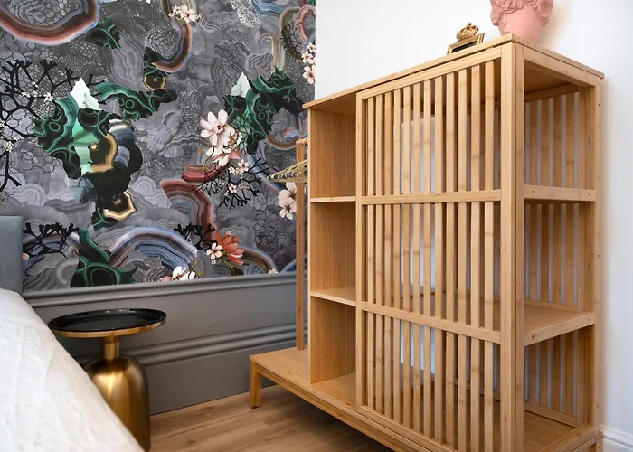 Cardosas Block Luxury *