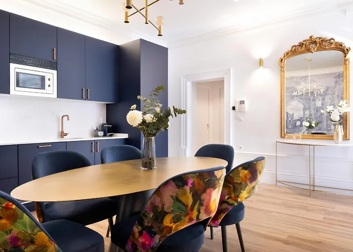 Cardosas Block Luxury