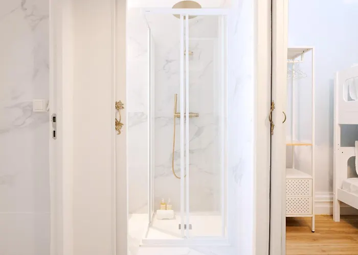 Cardosas Block Luxury Apartment Porto