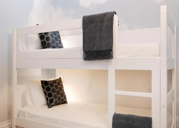 Cardosas Block Luxury